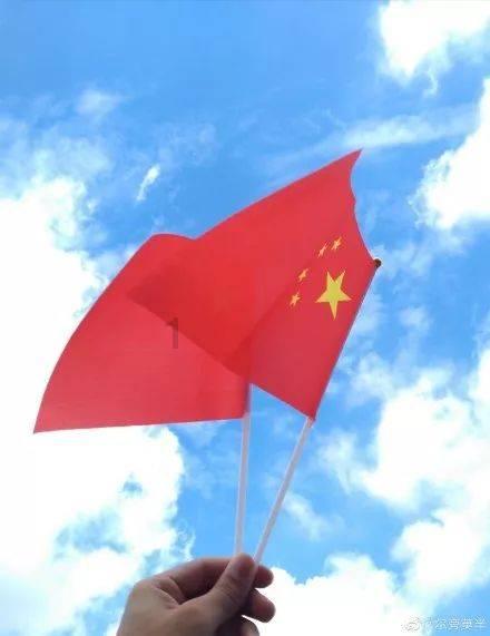 现在的年轻人都不爱社交了吗？游戏画面